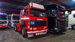 20251019-Tom-Holding-00584